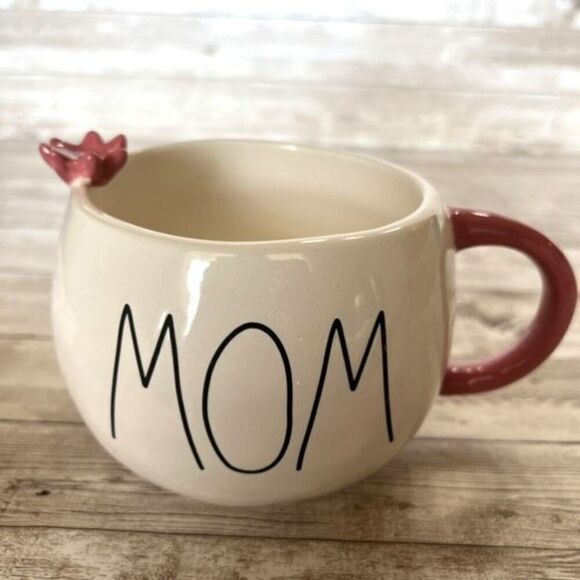 Rae Dunn Artisan Collection by Magenta Coffee Mug Crown Queen Cream Pink Ceramic - Picture 1 of 10